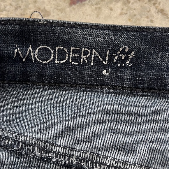 ANN TAYLOR WOMENS JEANS. Modern Fit. SIZE 8 - Picture 5 of 6